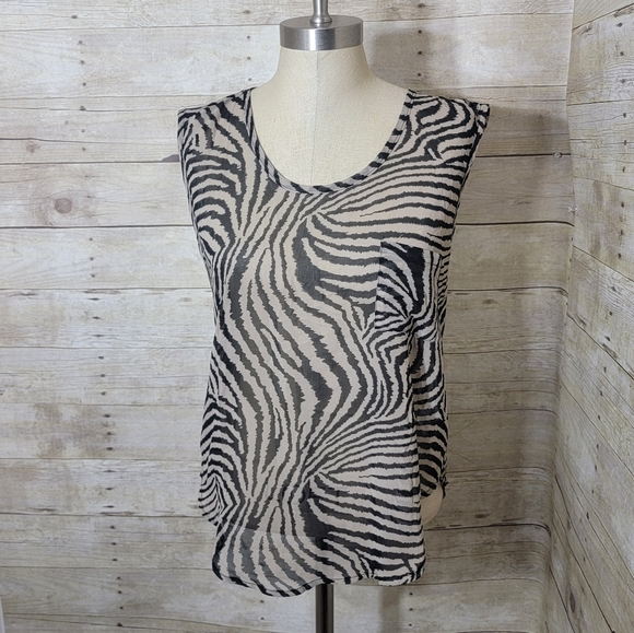 Love couture sheer tank - Picture 1 of 4